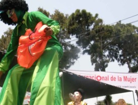 Artistas se unen para conmemorar Día Internacional de la Mujer con exposición en Cusco