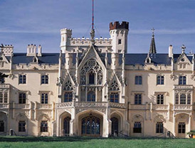 De “La pelota vasca” al ‘pelotazo’ peneuvista