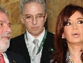 Fin en Kosovo: Chacón recibe a los últimos militares