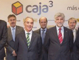 Los clientes de Caja3 pueden operar ya en los cajeros de las tres entidades