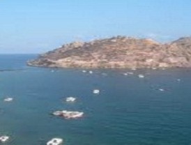 Encuentran el cuerpo sin vida del buceador de Águilas a 400 metros de la Isla del Fraile