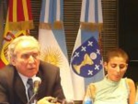 Bryce culpa a Fujimori por acusaciones de plagio