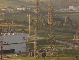 Industria da un año de prórroga para que los ayuntamientos pasen al mercado libre