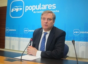 El PP ve 'ridículo' que García- Page pida dimisiones por imputaciones y 'se haga la foto' junto a un imputado