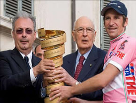 Zapatero comentará su éxito a las 11.30h de hoy