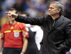 Mourinho afirma que el Madrid continuará luchando pese a distancia