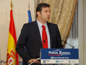 El presidente de Star Alliance remarca la apuesta de Spanair por un 'hub' en Barcelona en contraposición a la de Iberia por Madrid