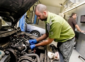 En 2017 los coches mileuristas aportarán a la postventa la mitad de negocio que el resto del parque