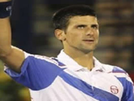 Djokovic sufre para avanzar a segunda ronda en torneo de Dubai