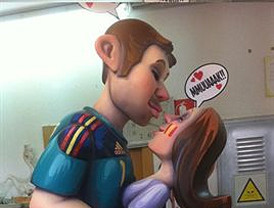 El beso de Iker Casillas y Sara Carbonero arderá en las Fallas de Valencia
