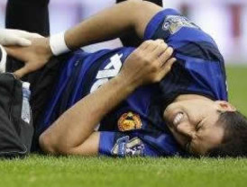 Manchester United empata 1-1 ante Stoke; Hernández se lesiona