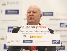 Clínicas y centros comerciales sufren recorte eléctrico