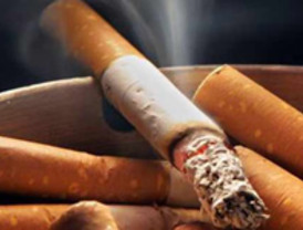 La última sorpresa de Zapatero: una subida del impuesto sobre el tabaco