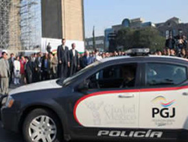 Leonel Fernández se reunirá con Uribe para mediar