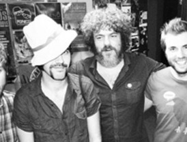 El médico español secuestrado en el Congo se encuentra 'bien'