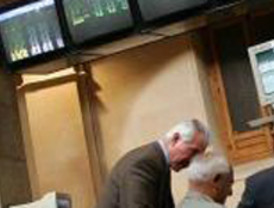 El Ibex 35 se deja un 0,82% al cierre y pierde los 10.800 puntos