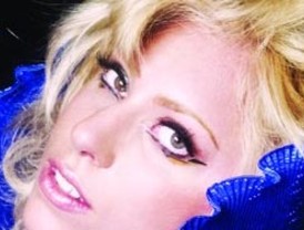 John Malkovich representa a Tarragona l'obra The infernal comedy i lloa l'obra de l'arquitecte Josep Maria Jujol