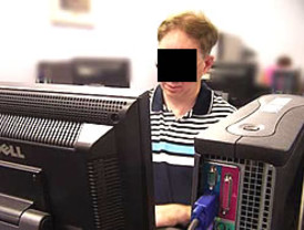 Un estadounidense podría ser condenado a 5 años por leer los e-mails de su mujer