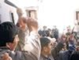 Destrozos a instituciones y agresiones a las autoridades de Gobierno en Bolivia