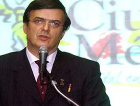 Bachelet substituye a cuatro ministros de su gabinete y crea dos ministerios