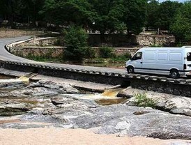 Acelerado endeudamiento y duplicación del gasto