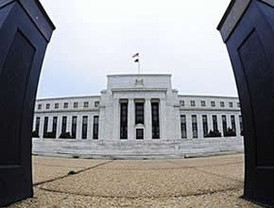 Hu visita a Fidel y firma con Raúl Castro pactos económicos