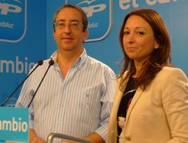El PP-A dice que Griñán 'nunca hace reformas' y pedirá que 'una falta se convierta en delito'
