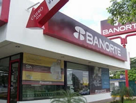 Unos 935.000 desplazamientos de largo recorrido se esperan en Andalucía este fin de semana