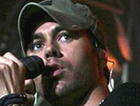 Enrique Iglesias consigue el MTV 2010 al mejor artista español