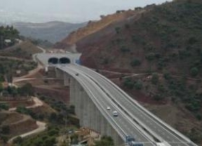 Las autopistas de peaje españolas registran el menor tráfico desde el año 1997