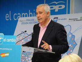 Arenas apunta a 'tiempos difíciles' ante una Junta 'arruinada'