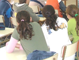 Promueve la práctica de lavarse las manos para prevenir enfermedades