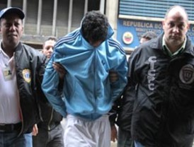 Aznar: 'Las mayorías no establecen verdades sino establecen a quienes gobiernan'