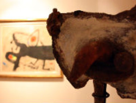 Joan Miró i Miquel Barceló 'dialoguen' artísticament de la mà de l'escriptor Biel Mesquida amb 17 obres de cadascun
