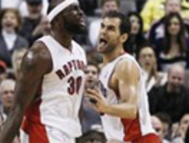 Calderón 'se sale' en su vuelta a la titularidad con los Raptors y los lleva a la victoria ante Filadelfia