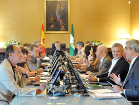 Entran en vigor la tasa sobre depósitos y nuevos tramos en la tarifa autonómica del IRPF