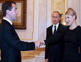 Correa insite en investigar a Fuerzas Armadas