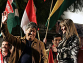 El marido de Whitney Houston en la cárcel por no pagar el sustento familiar