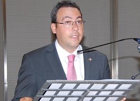 El alcalde, Diego Ortega