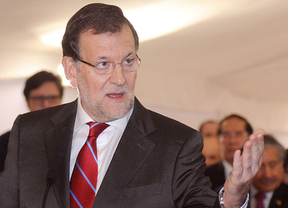 Rajoy certificará que la crisis es 'historia del pasado' al subir un invisible 0,5% los salarios en 2015