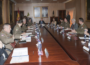 El ministro de Defensa preside la reunión del Patronato del Museo del Ejército