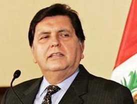 Un cordobés organiza una exposición de cuadros de los Simpson hechos con hilo