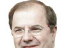 Charo Fernández-Cotta gana el II Premio Guadalquivir con su novela 'Un nombre distinto'