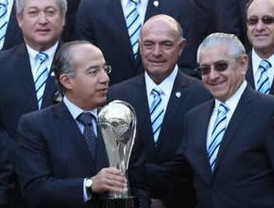 El presidente Calderón recibe al campeón Monterrey en Los Pinos