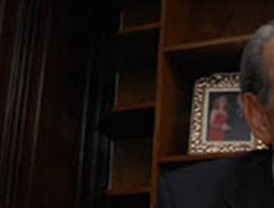 Bono sigue los pasos del presidente del Senado para reducir las vacaciones parlamentarias