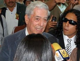 Vargas Llosa abrirá Festival de Poesía de Granada