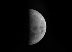 Un eclipse parcial de Luna 'brillará' esta noche en el cielo