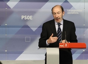 Rubalcaba le pide a Rajoy diálogo porque el PSOE sí consdera que España necesite acuerdos