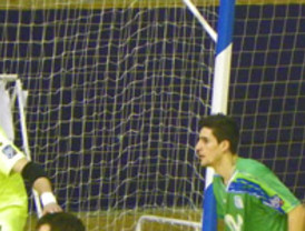 Un soberbio Luis Amado y los postes frenan al nuevo Reale