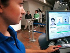 Gobierno y Ministerio firman las transferencias de Justicia